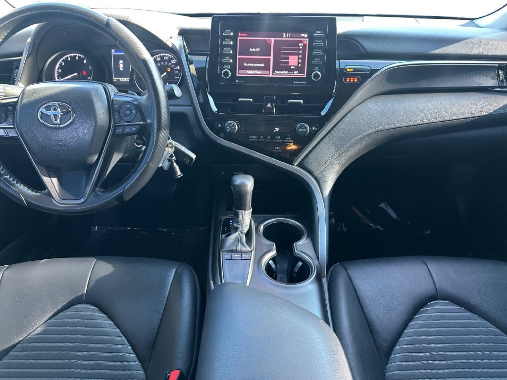 Used 2023 Toyota Camry SE FWD image 11