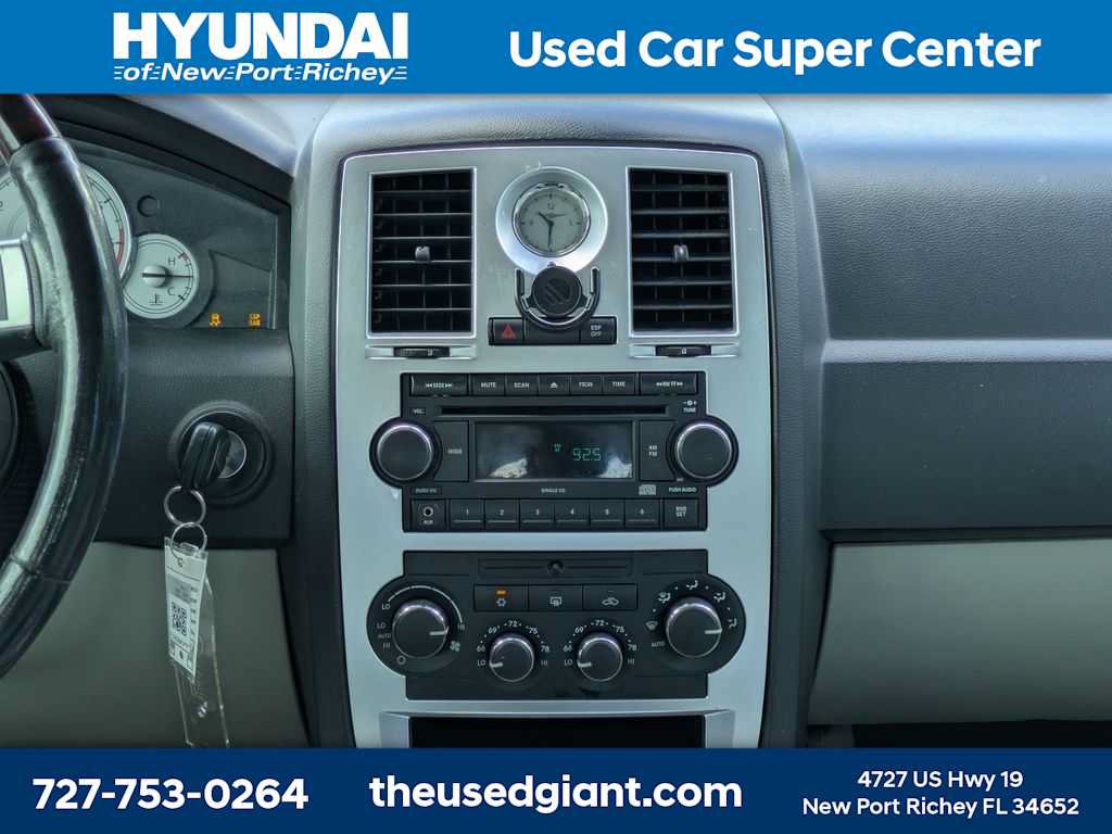 Used 2007 Chrysler 300 C RWD image 17