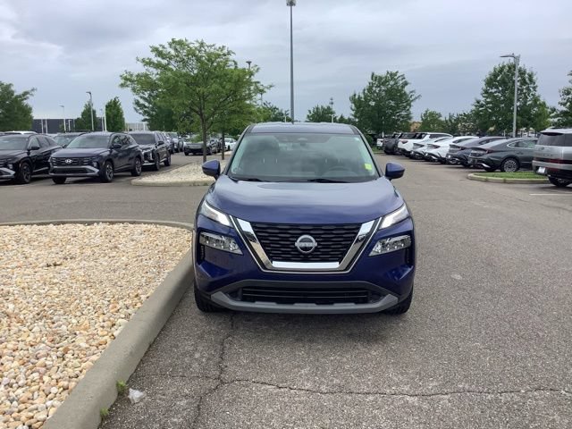 Used 2022 Nissan Rogue SV AWD/4WD image 8