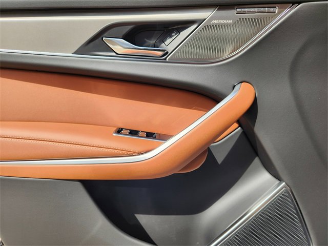 Used 2026 Jaguar F-PACE R-Dynamic S image 21