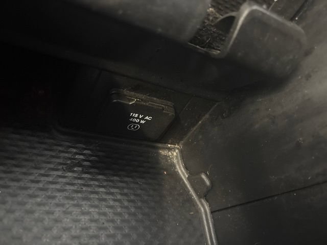 Used 2023 RAM 1500 Laramie AWD/4WD image 37