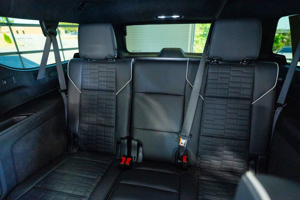 Used 2026 Cadillac Escalade ESV Platinum Sport w/ LPO, ONYX Package image 51