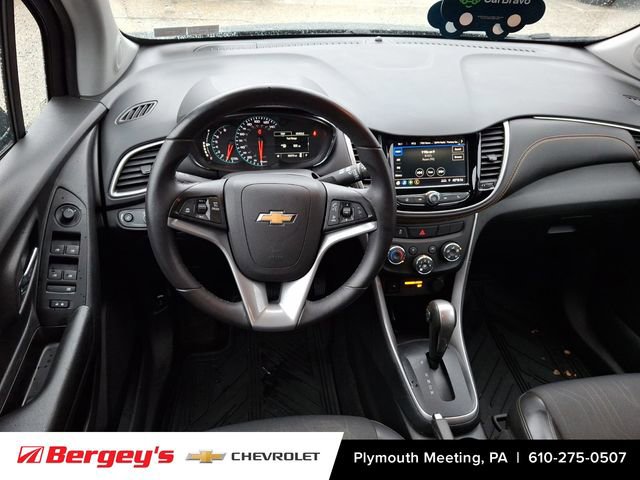 Certified 2022 Chevrolet Trax LT w/ LT Convenience Package image 14