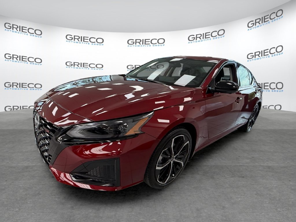 New 2026 Nissan Altima 2.5 SR w/ SR Premium Package FWD image 3