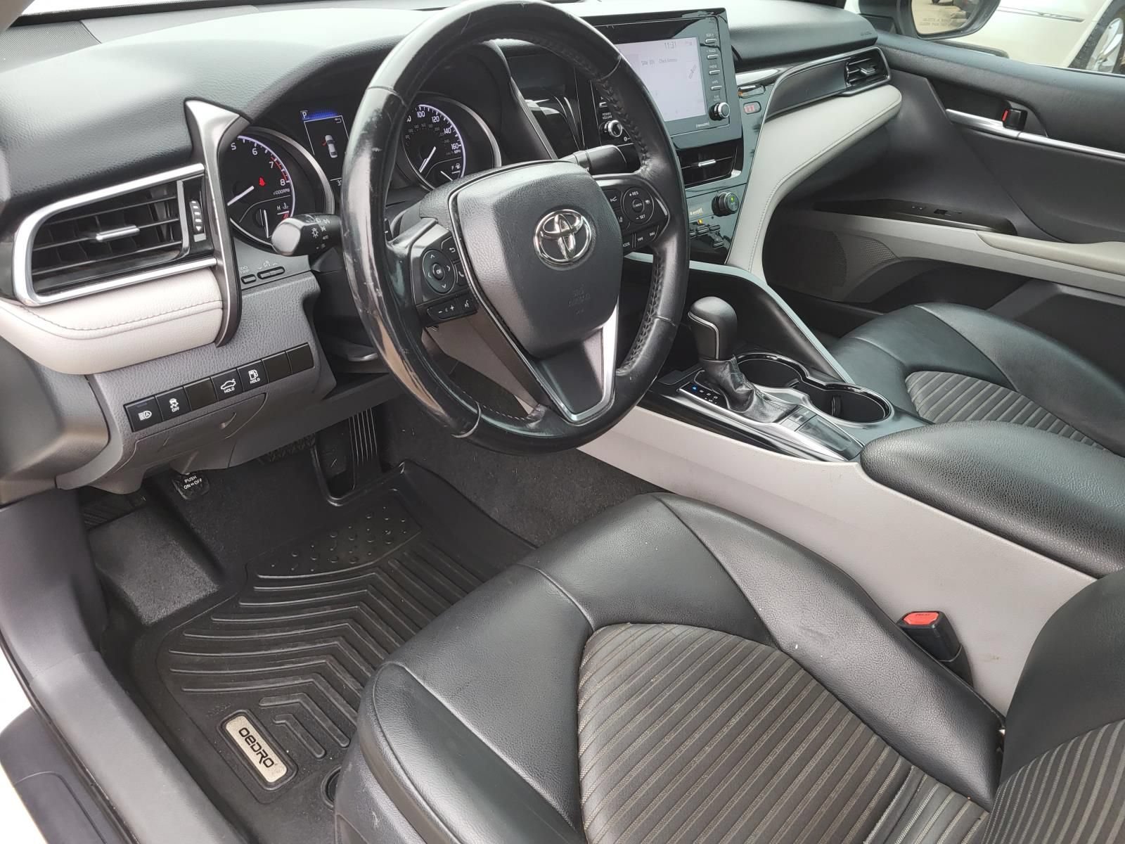 Used 2024 Toyota Camry SE FWD image 19