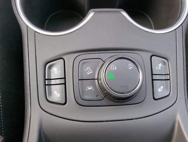 Used 2022 GMC Terrain SLT w/ LPO, Floor Liner Package image 35