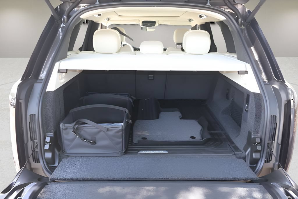 New 2026 Land Rover Range Rover SE AWD/4WD image 15