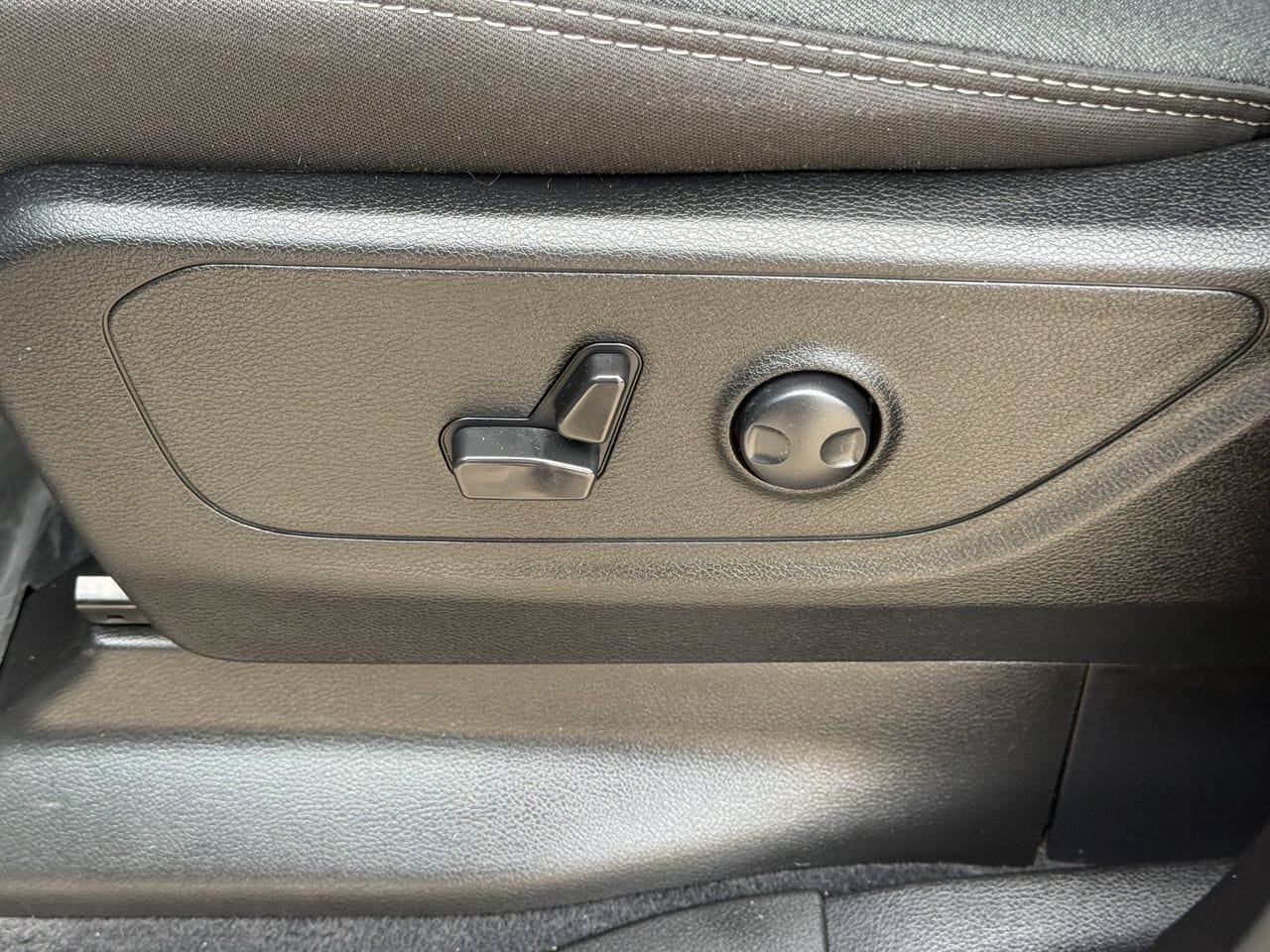 Used 2025 RAM 1500 Lone Star AWD/4WD image 25