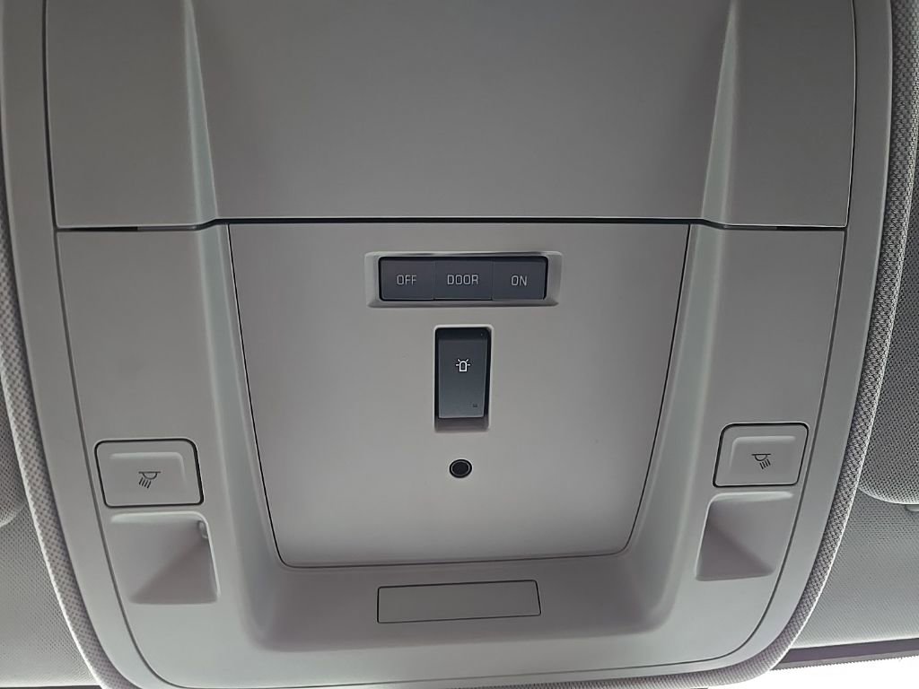 Used 2019 Chevrolet Silverado 3500 LTZ w/ Duramax Plus Package image 40