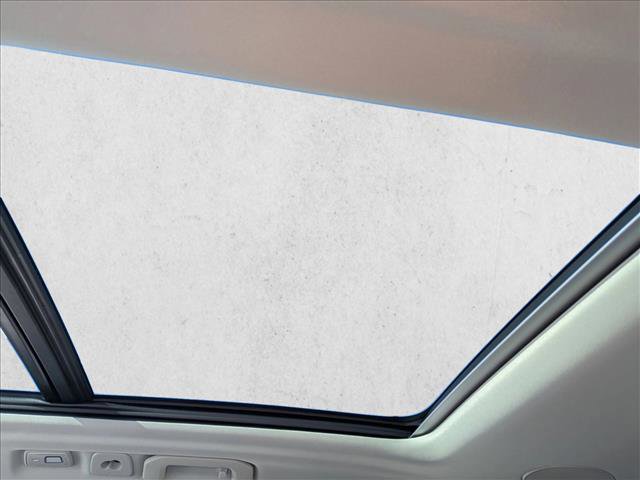 New 2026 Volvo XC60 B5 Plus w/ Climate Package image 18