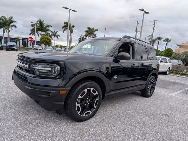 Certified 2021 Ford Bronco Sport Outer Banks AWD/4WD image 3