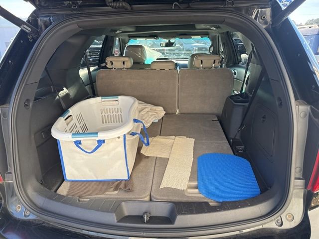 Used 2013 Ford Explorer XLT image 13