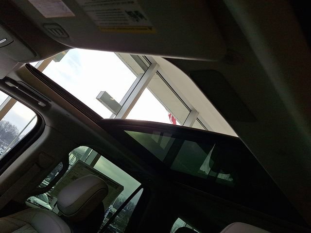 New 2026 Lincoln Navigator L Black Label image 8