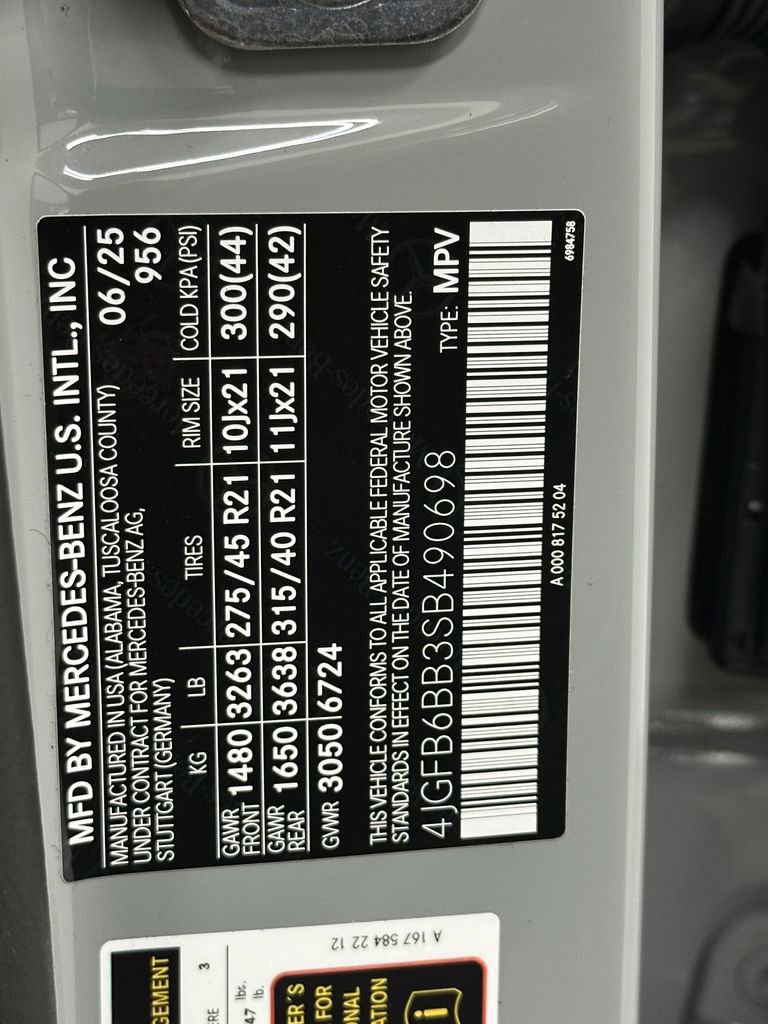 Certified 2025 Mercedes-Benz GLE 53 AMG 4MATIC image 37