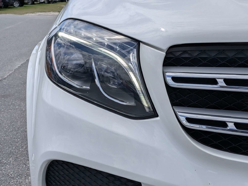 Used 2019 Mercedes-Benz GLS 550 4MATIC image 9