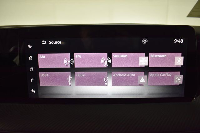 Certified 2025 Nissan Kicks SR image 19