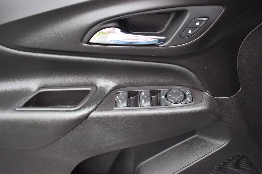 Used 2022 Chevrolet Equinox LT FWD image 19