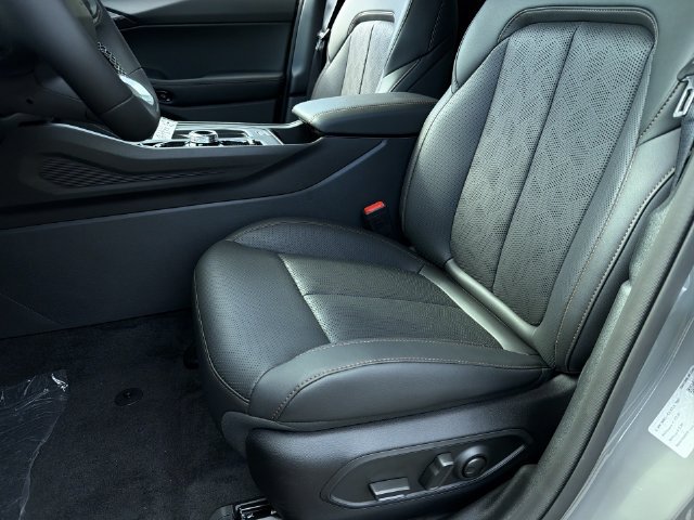 New 2026 Jeep Cherokee Overland w/ Advanced Pro Tech Group AWD/4WD image 21