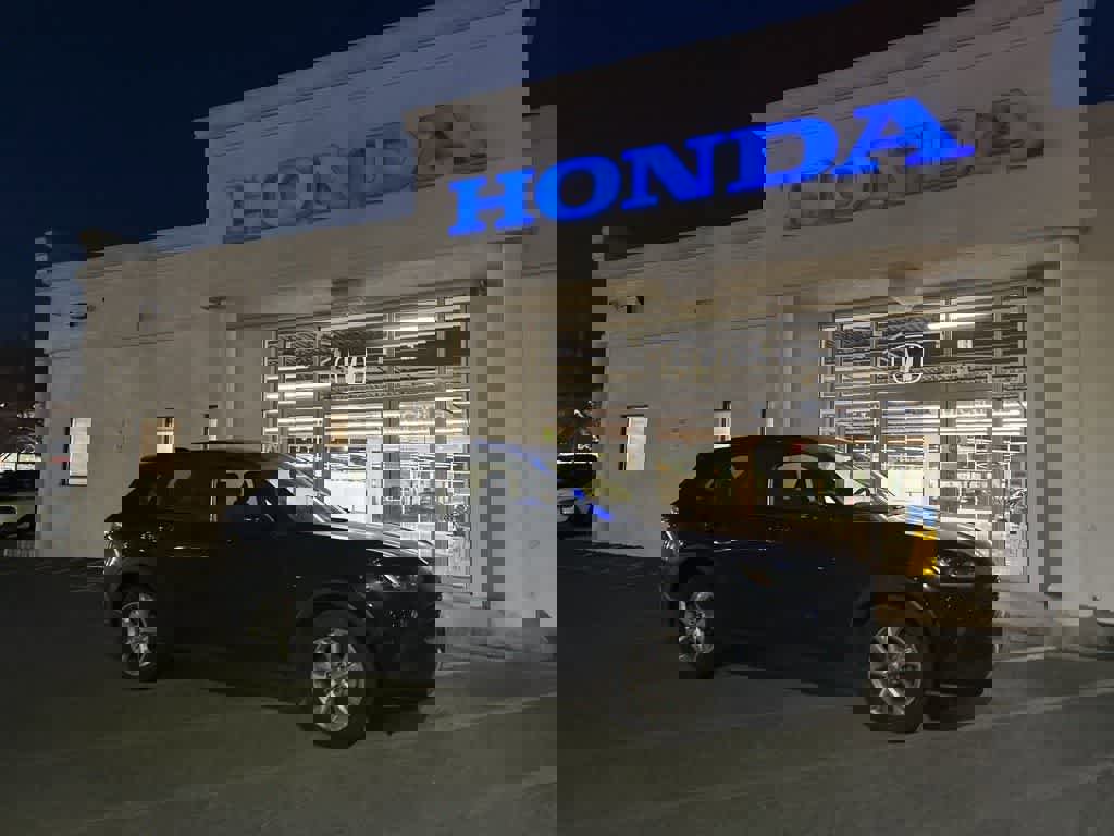 Used 2023 Honda HR-V LX image 7