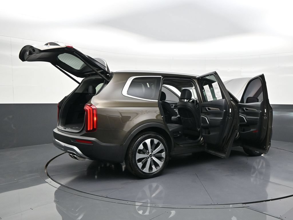 Used 2021 Kia Telluride EX w/ EX Premium Package FWD image 29