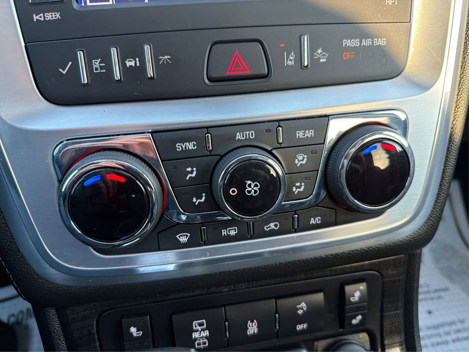 Used 2017 GMC Acadia Limited SLT image 31