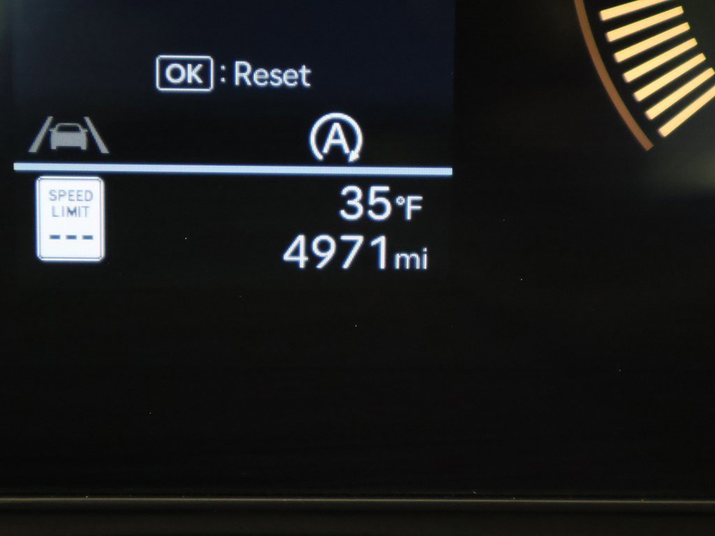 Certified 2025 Hyundai Sonata SE image 34