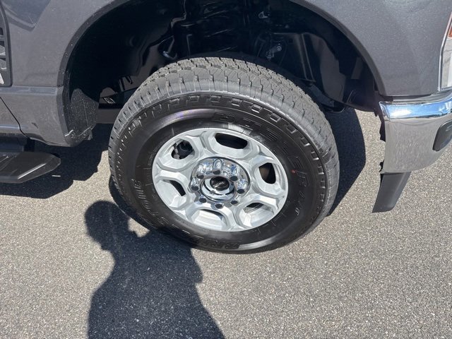 New 2026 Ford F350 XLT image 15