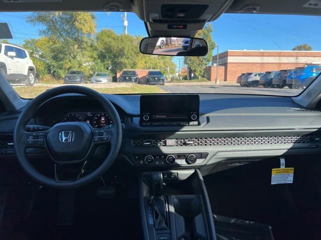 New 2025 Honda Accord SE image 20