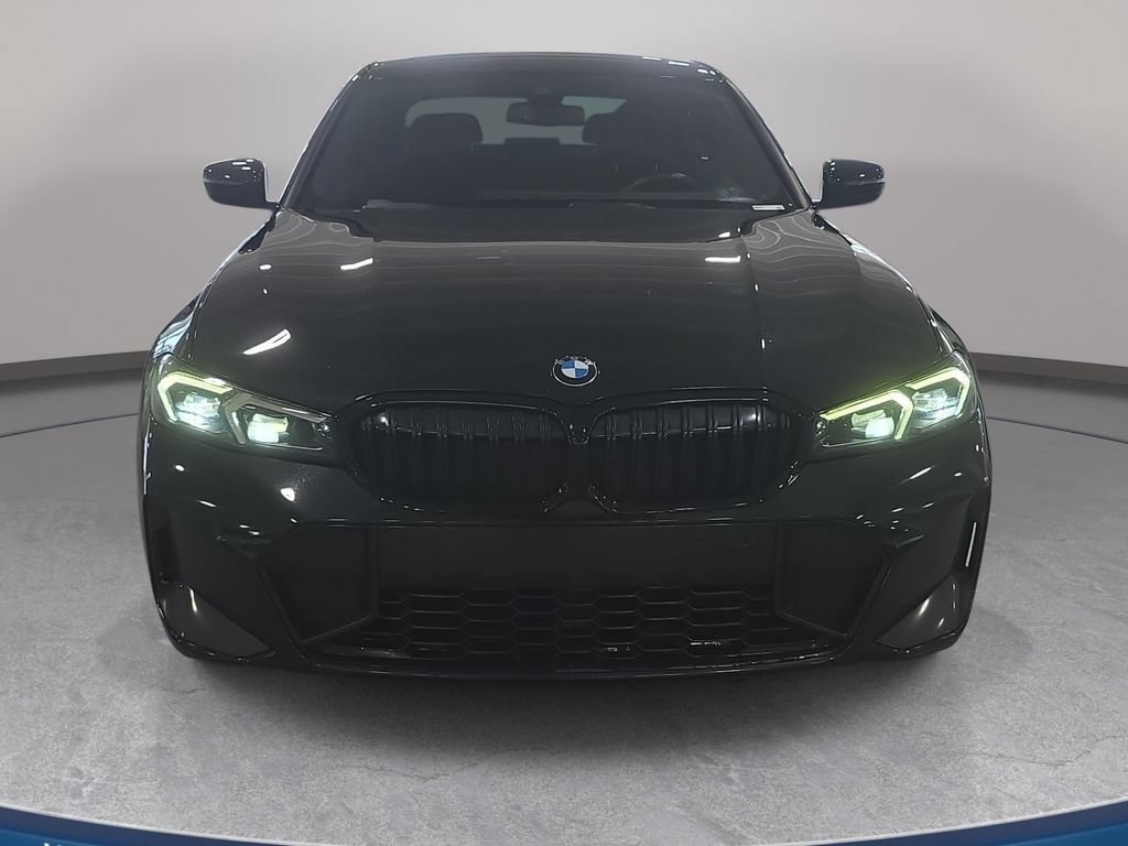 Used 2023 BMW 330i Sedan w/ M Sport Package RWD image 2