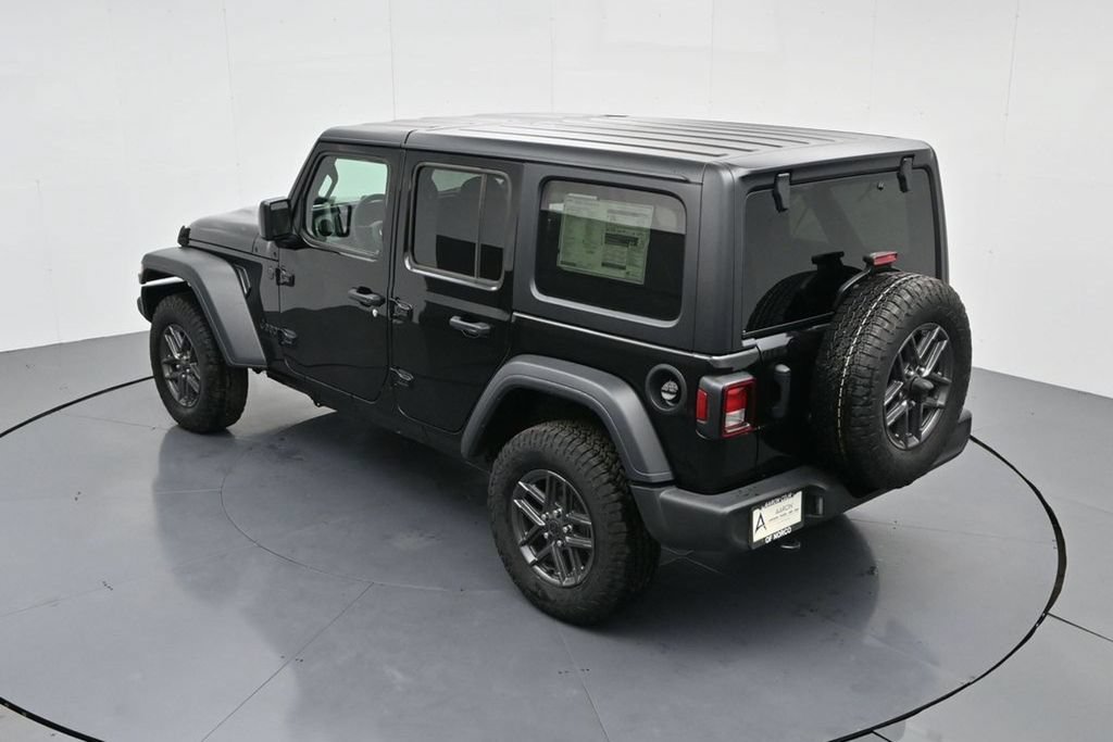 Used 2024 Jeep Wrangler Unlimited Sport AWD/4WD image 50