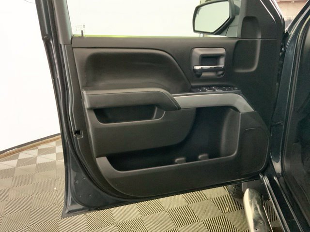 Used 2018 Chevrolet Silverado 1500 LT w/ All Star Edition AWD/4WD image 17