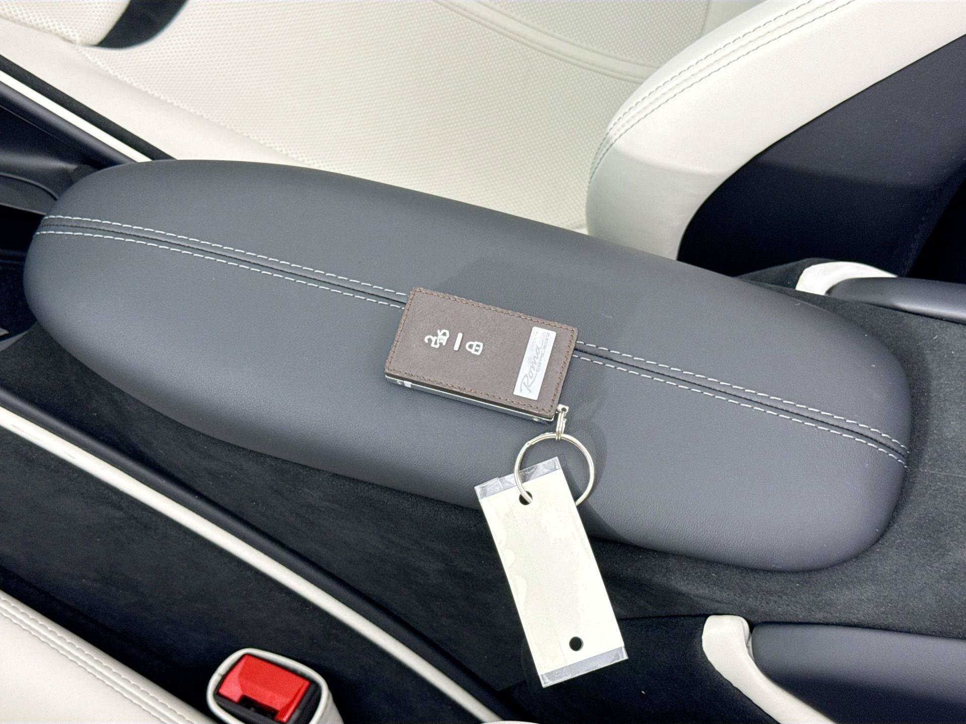 Used 2025 Ferrari Roma Spider RWD image 43