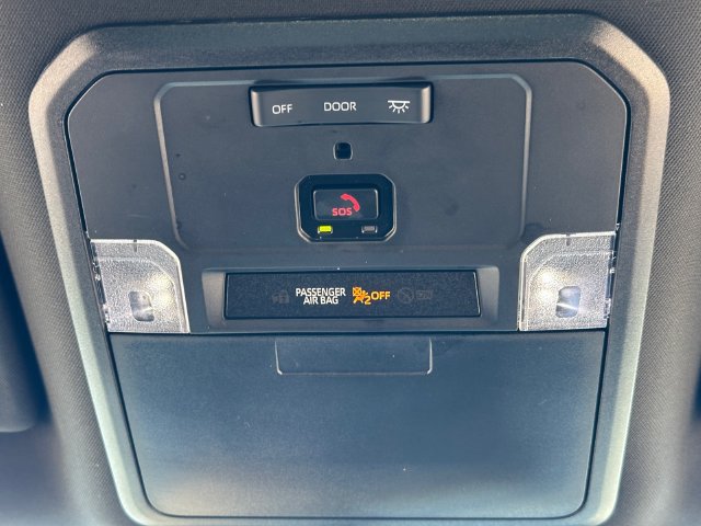 Certified 2025 Toyota Tacoma SR5 AWD/4WD image 20
