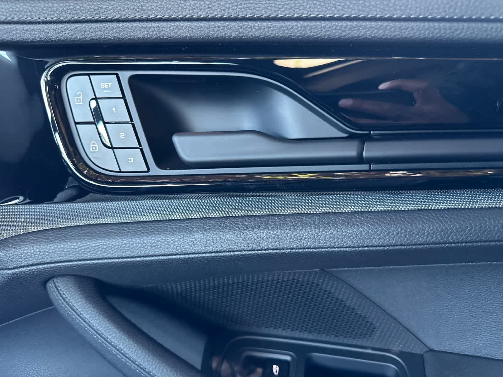 New 2026 Porsche Panamera RWD image 19