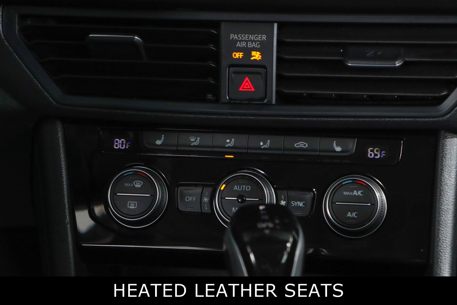 Used 2024 Volkswagen Jetta SE image 20