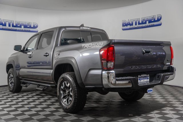Used 2019 Toyota Tacoma TRD Off-Road image 4