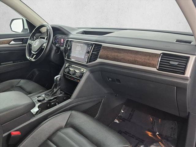 Used 2020 Volkswagen Atlas SEL R-Line AWD/4WD image 26
