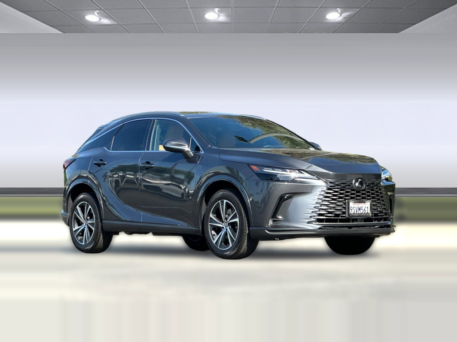 Used 2025 Lexus RX 350 FWD w/ Technology Package image 6