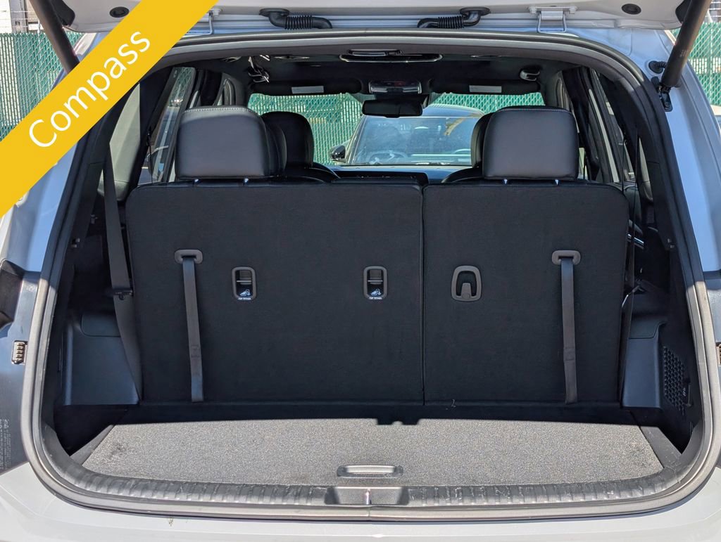 Certified 2025 Kia Telluride AWD image 24