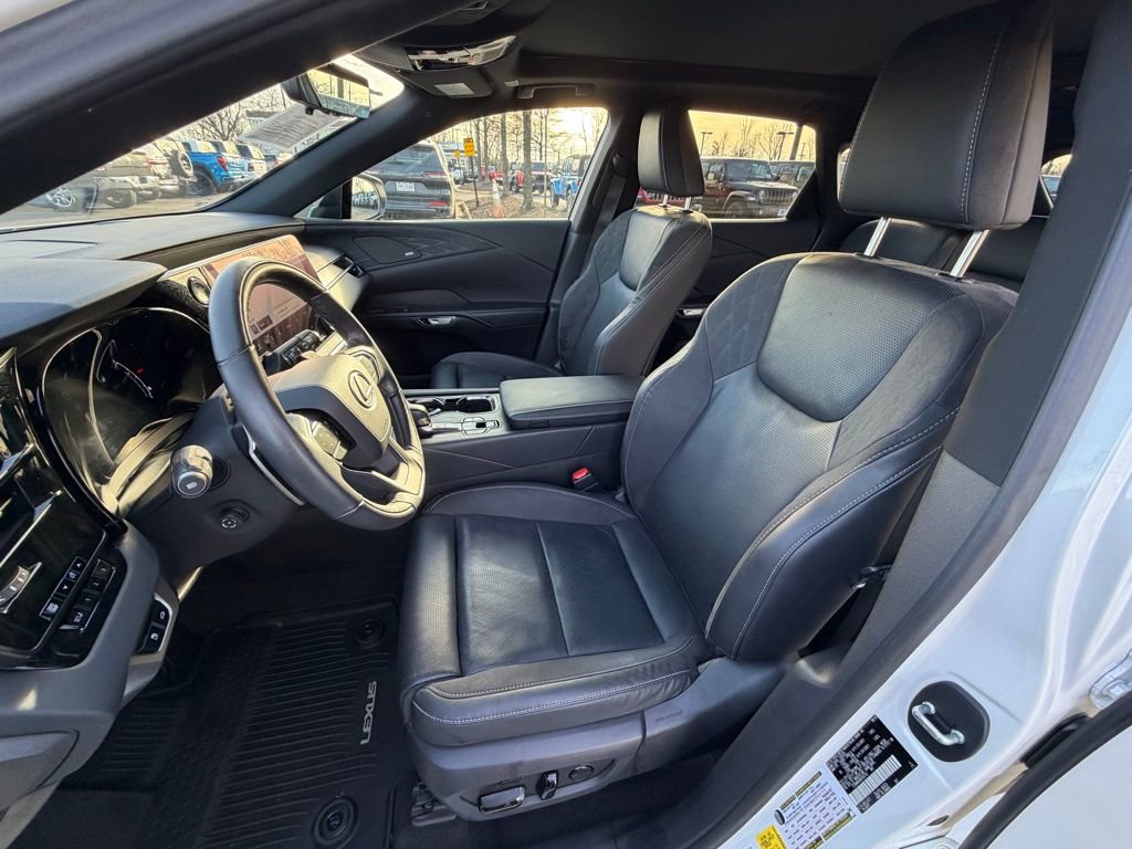 Used 2024 Lexus RX 350 AWD image 21