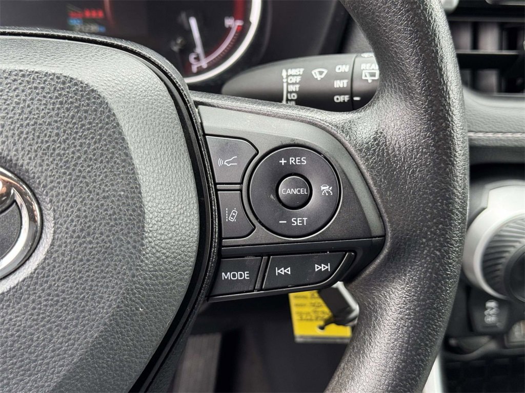 Used 2025 Toyota RAV4 LE image 11