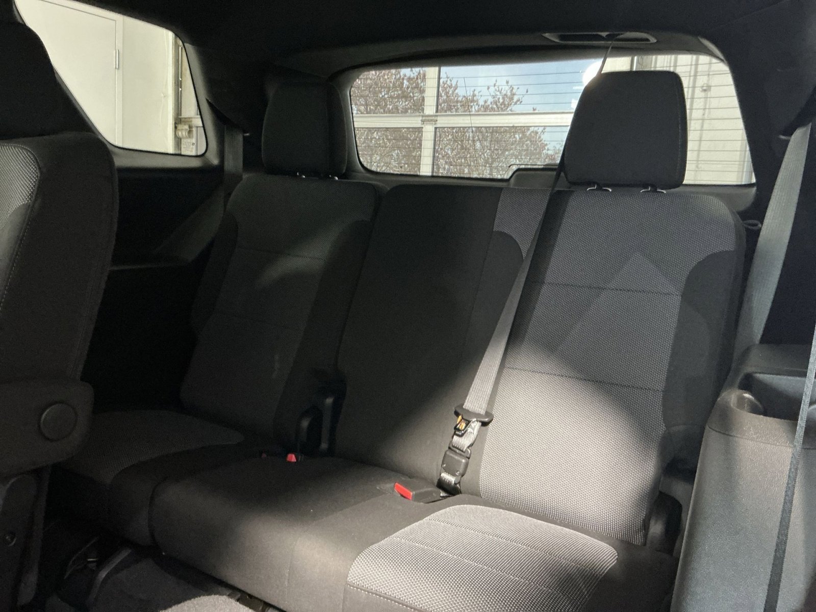 Used 2023 Chevrolet Traverse LT image 25