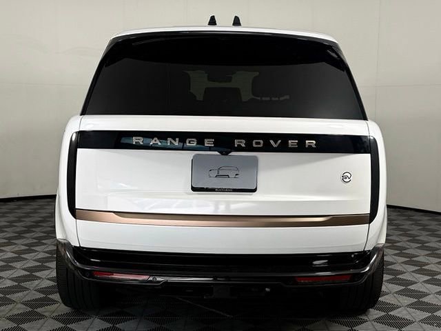 Used 2023 Land Rover Range Rover SV image 7