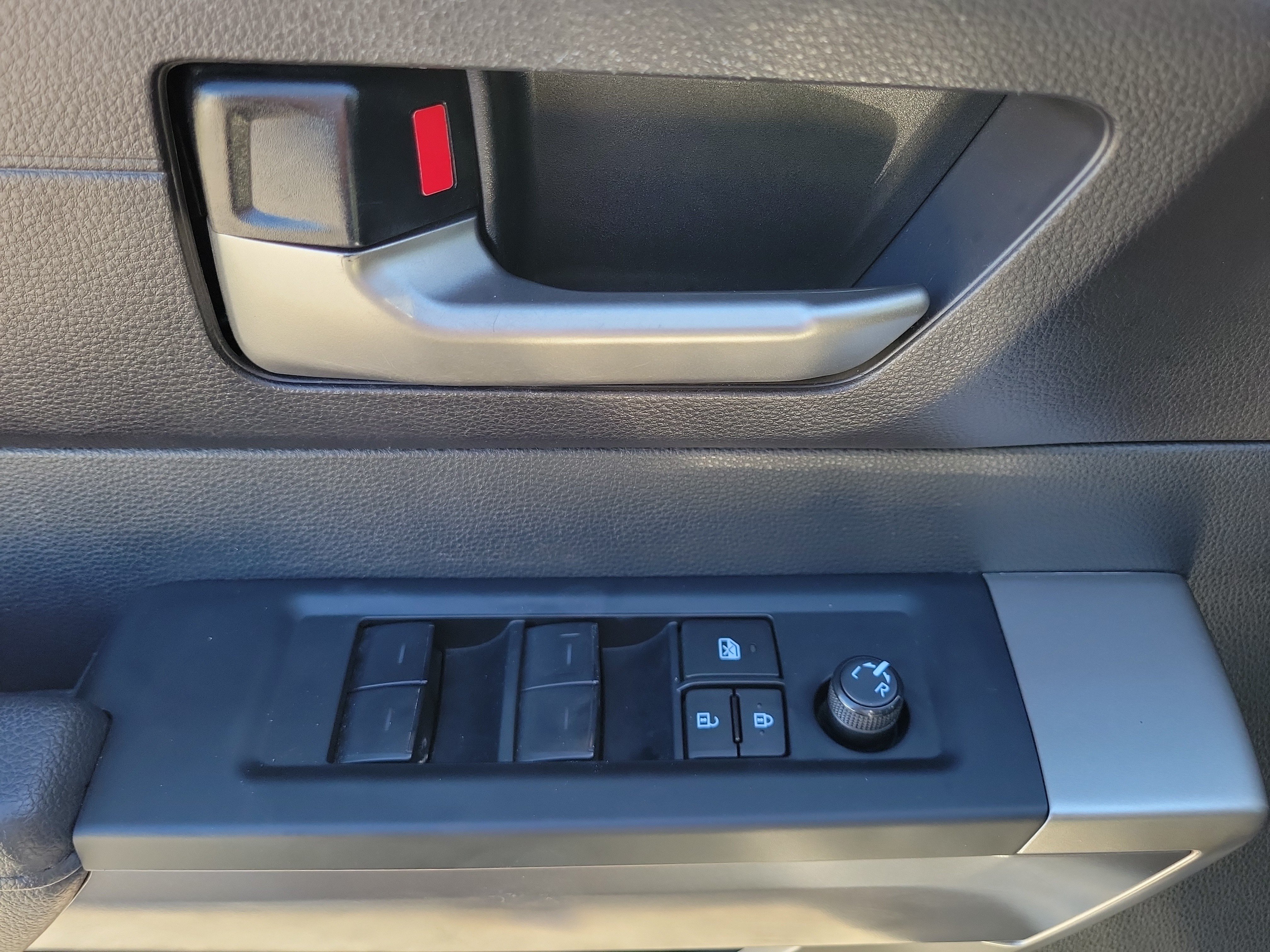 Used 2024 Toyota Tundra SR5 w/ SR5 Premium Package RWD image 22