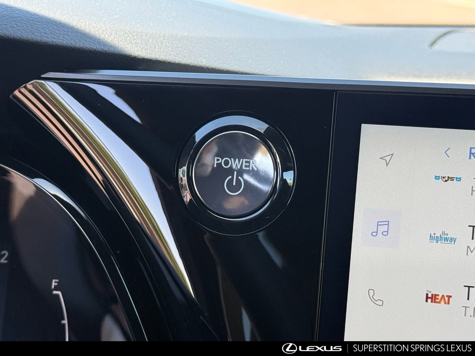 Certified 2024 Lexus RX 500h F Sport image 26