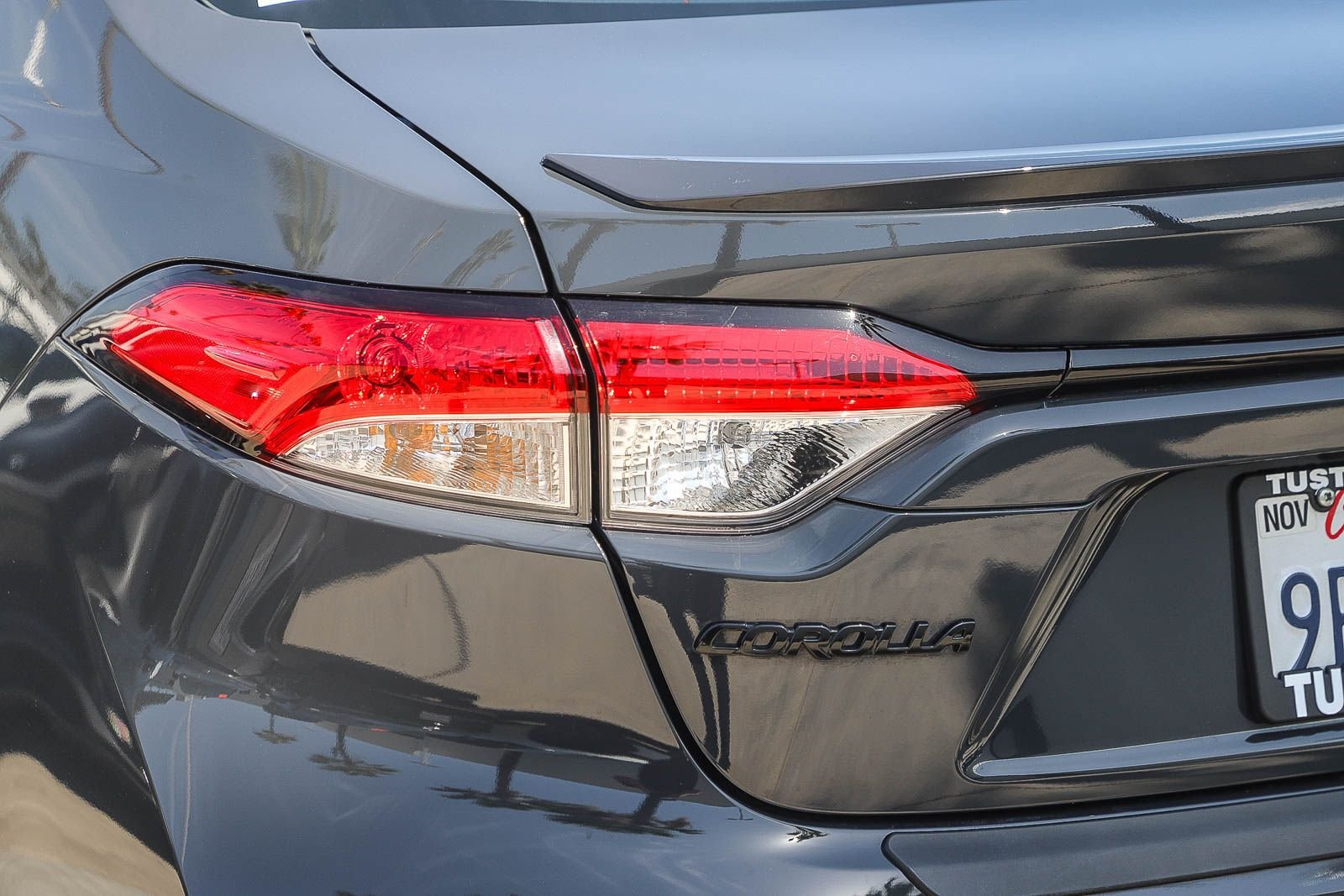 Certified 2025 Toyota Corolla SE FWD image 9