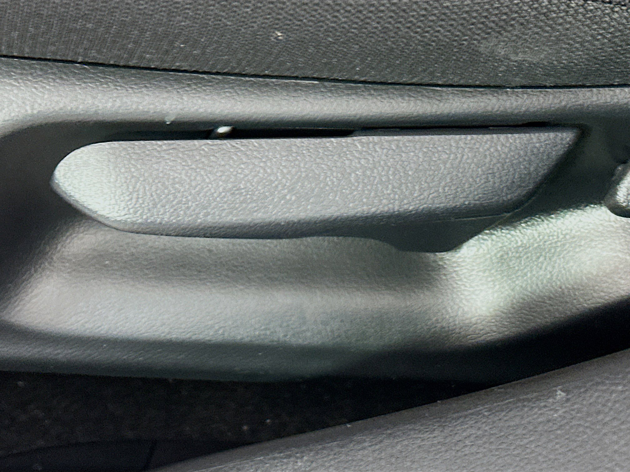 Used 2025 Toyota Corolla LE image 13