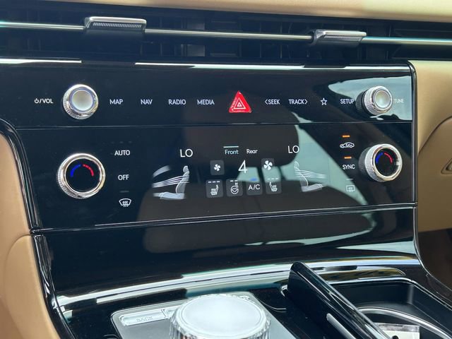 Used 2025 Genesis G80 2.5T AWD/4WD image 25