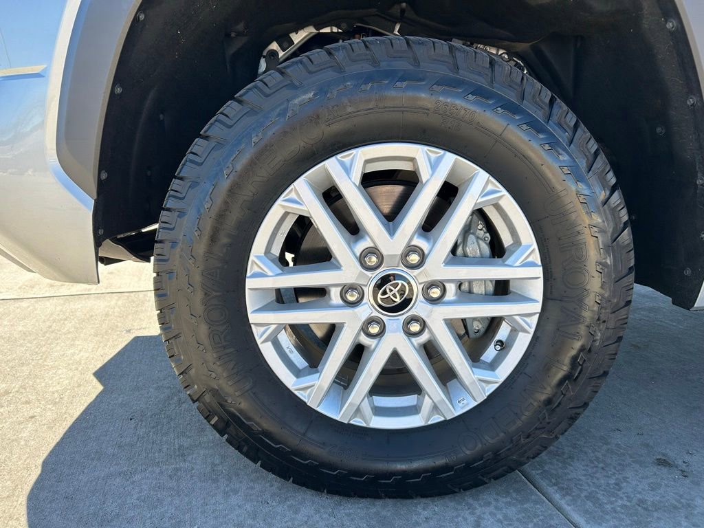 Used 2022 Toyota Tundra SR5 image 32