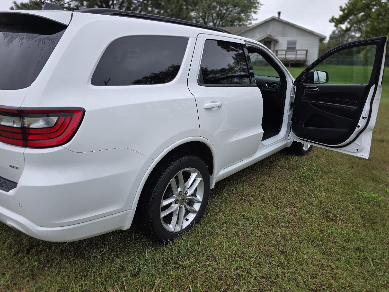 Used 2025 Dodge Durango GT AWD/4WD image 34